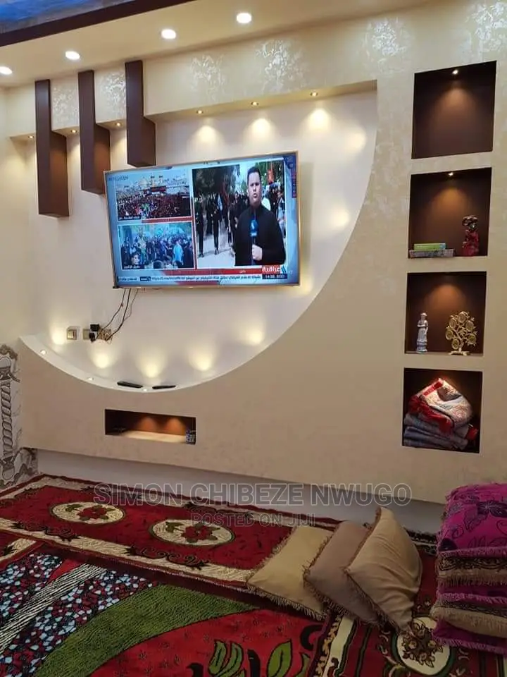 Pop Tv Stand