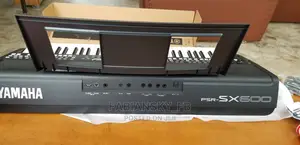 Original Professional Yamaha Keyboard PSR Sx-600