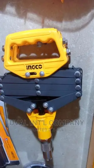 Pumping Rivet Gun