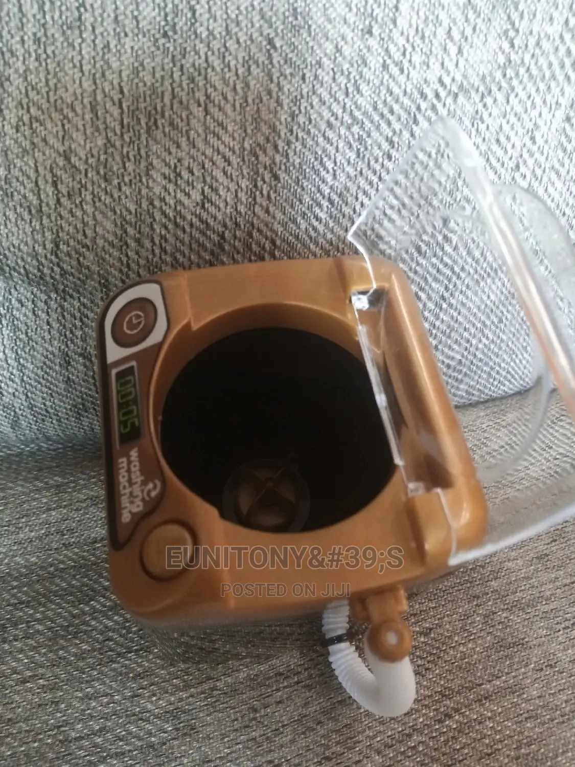 Mini Makeup Brush and Lashes Washing Machine