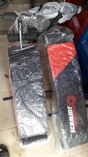 Sit Up Bench With Resistance Band and Dumbell