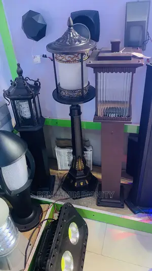 Standing Garden Light