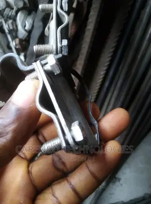 Strip And Strip Connecting Clamp
