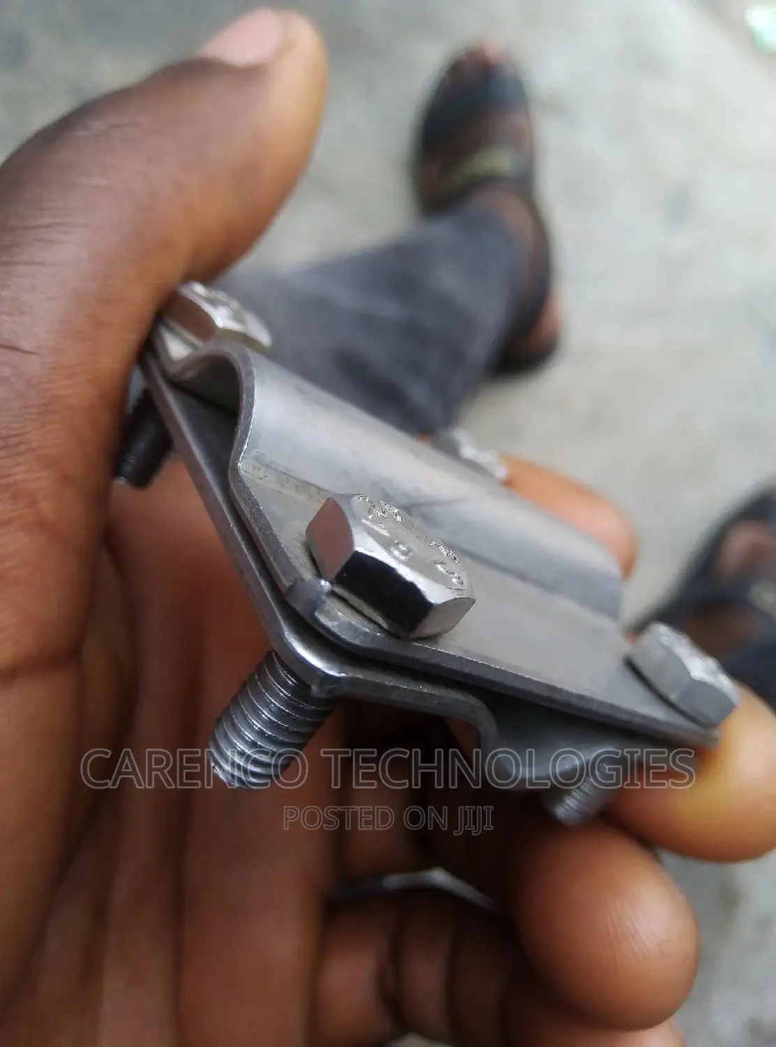 Strip And Strip Connecting Clamp