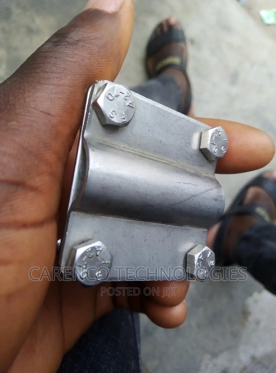Strip And Strip Connecting Clamp