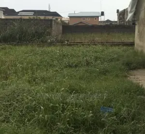 6plots of Land at Jakande