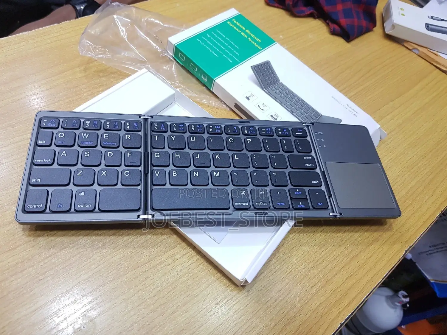 Foldable Bluetooth Keyboard With Touchpad