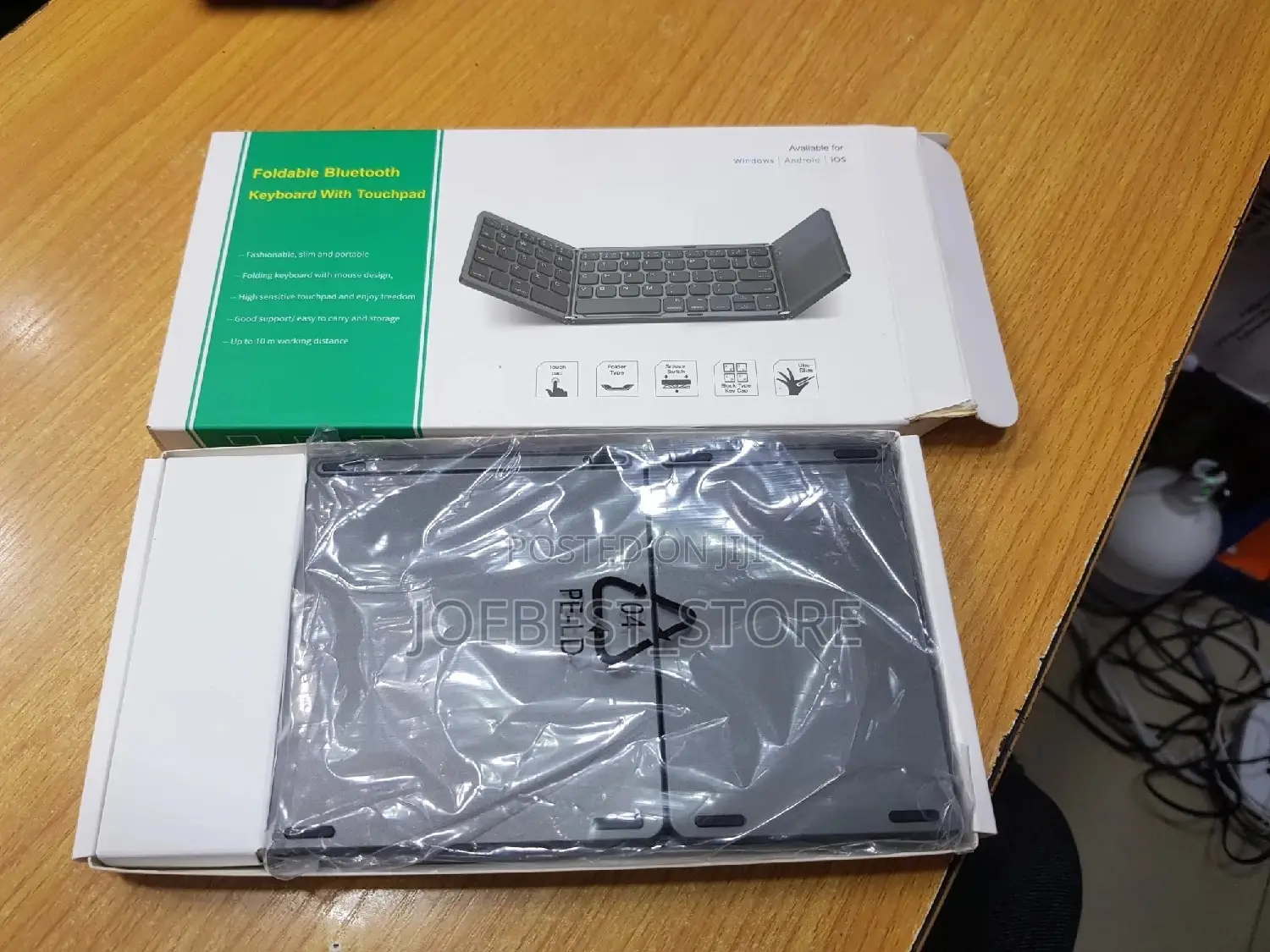 Foldable Bluetooth Keyboard With Touchpad