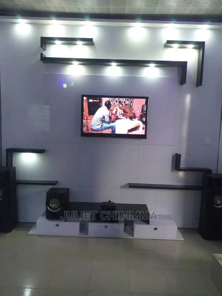 10*10ft Quality Tv Console