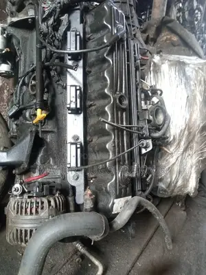 Cherokee Jeep Straight-6 First Grade Engine.