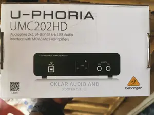Behringer U-phoria Umc202hd