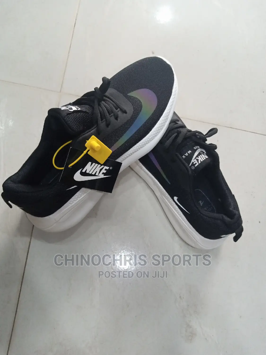 Adidas Sneakers