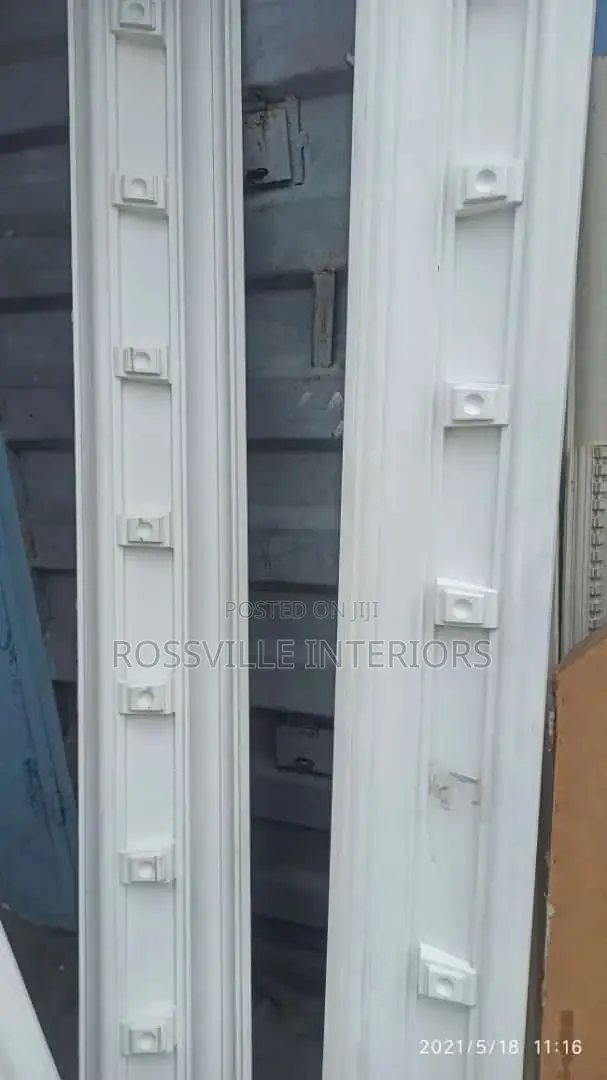 Imported and Casted Cornices