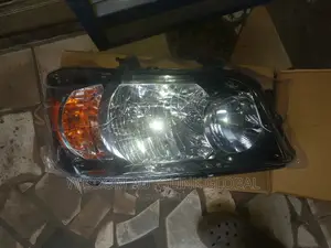 Headlights For Toyota Highlander 2005,2006 Model Set