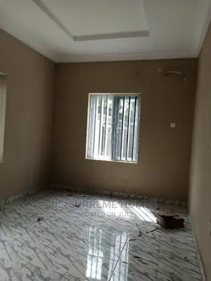 2bdrm Block of Flats in Treasure Estate, Sangotedo for rent