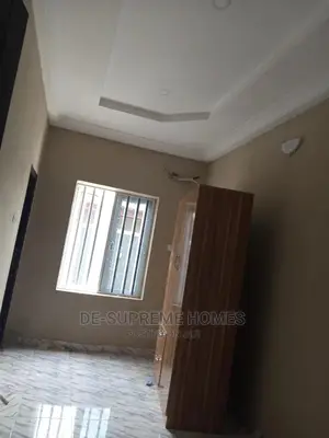 2bdrm Block of Flats in Treasure Estate, Sangotedo for rent