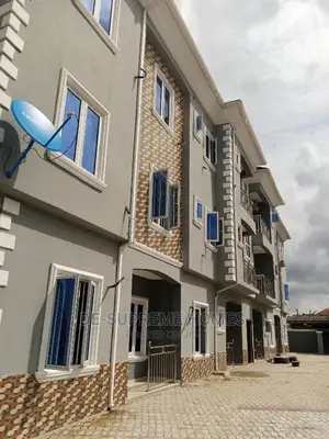 2bdrm Block of Flats in Treasure Estate, Sangotedo for rent