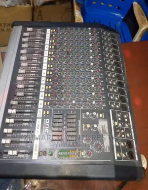 Professional Mixer 12 Channels