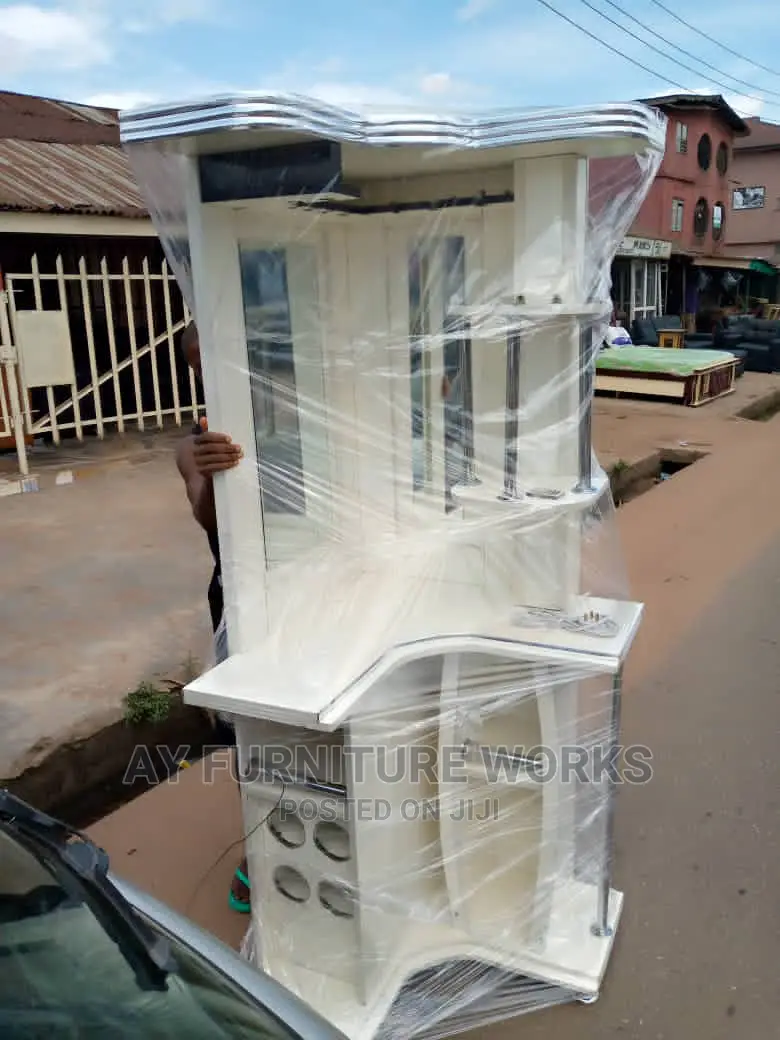 Portable Lightning Wine Bar