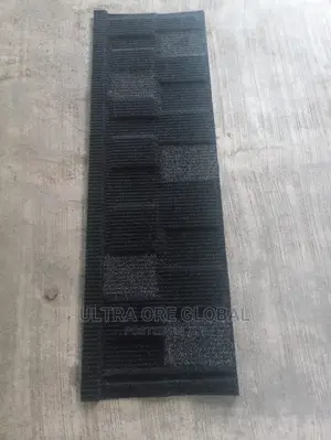 New Zealand Black and White Shingle