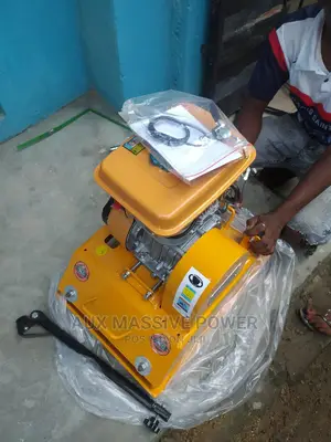 C90 Complete Plate Compactor