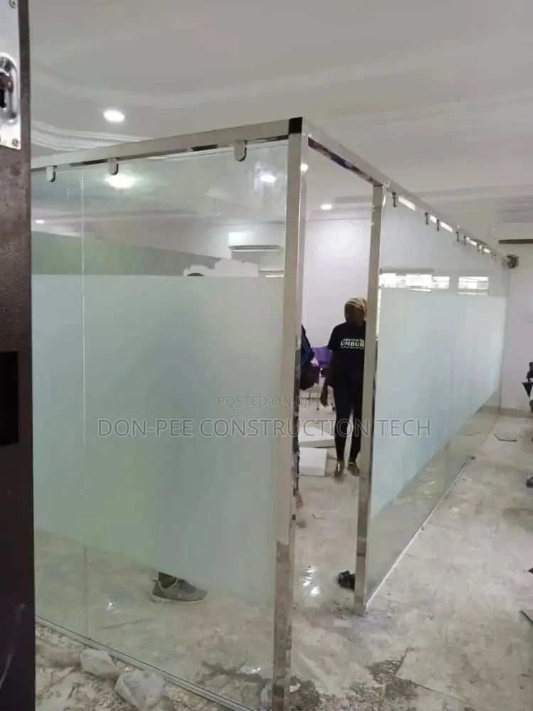 Frameless Tampered Glass Door
