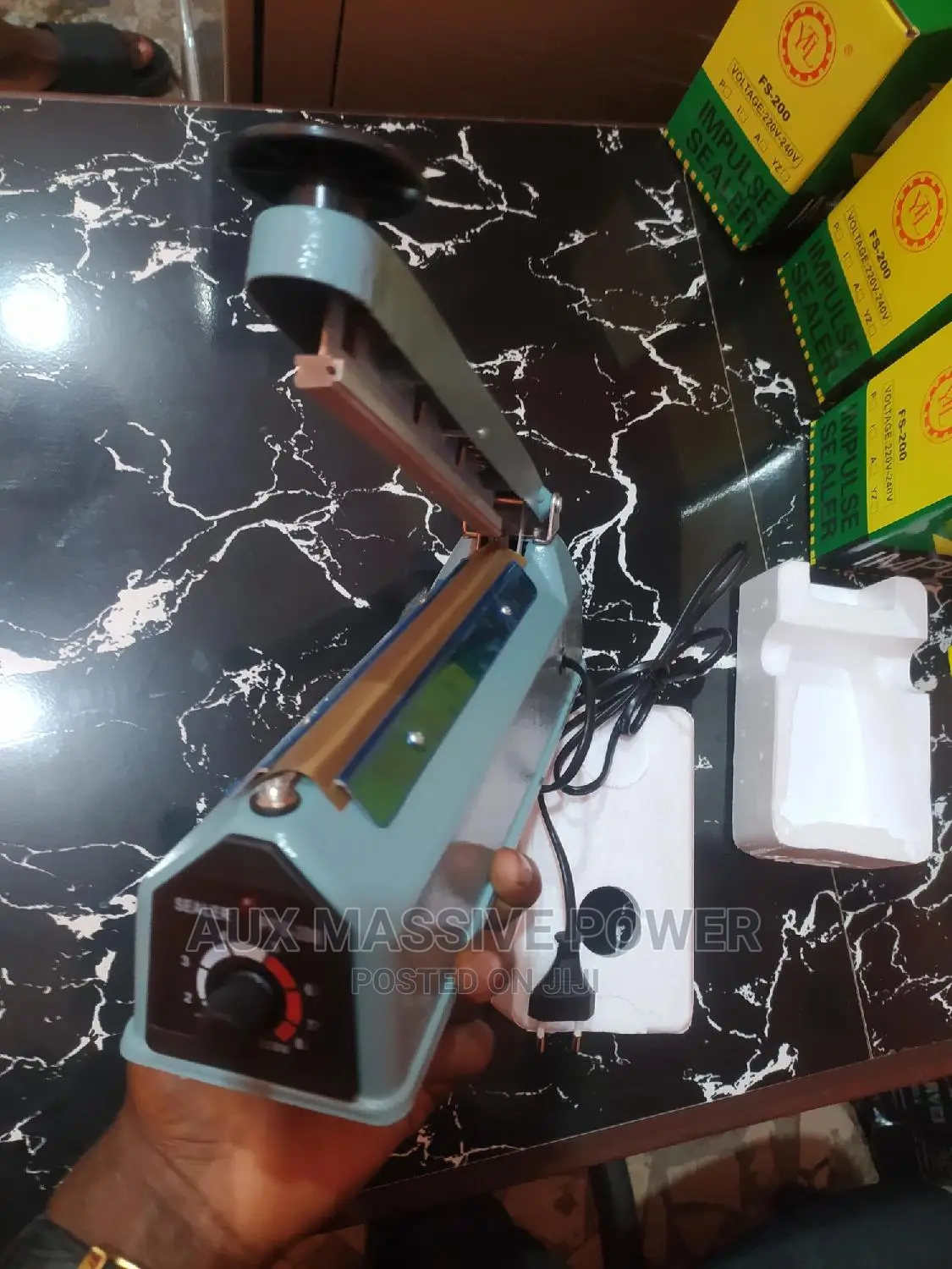 Hand Sealer Machine