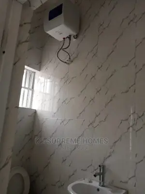4bdrm Duplex in Sapphire Gardens, Awoyaya for rent