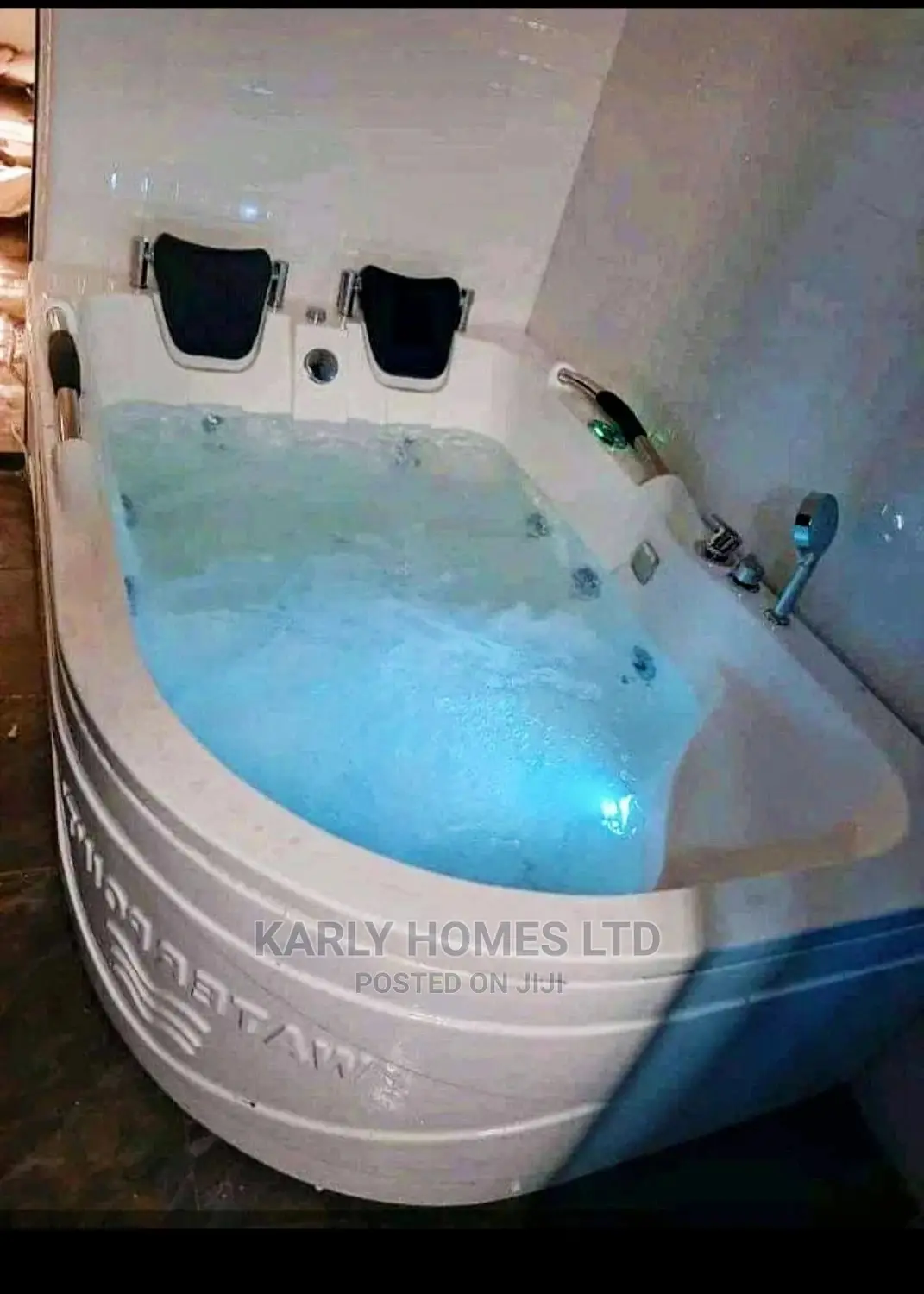 Double Head Rest England Jacuzzi