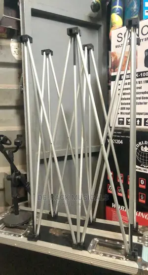 The Quality DJ STAND 3 LEGS