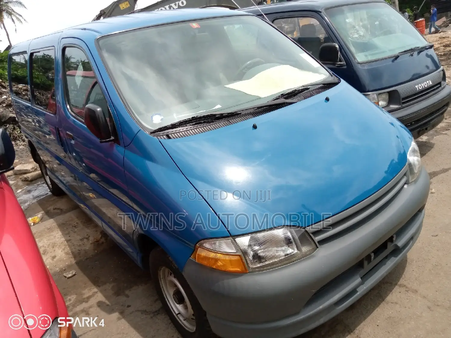 Toyota HiAce 2006