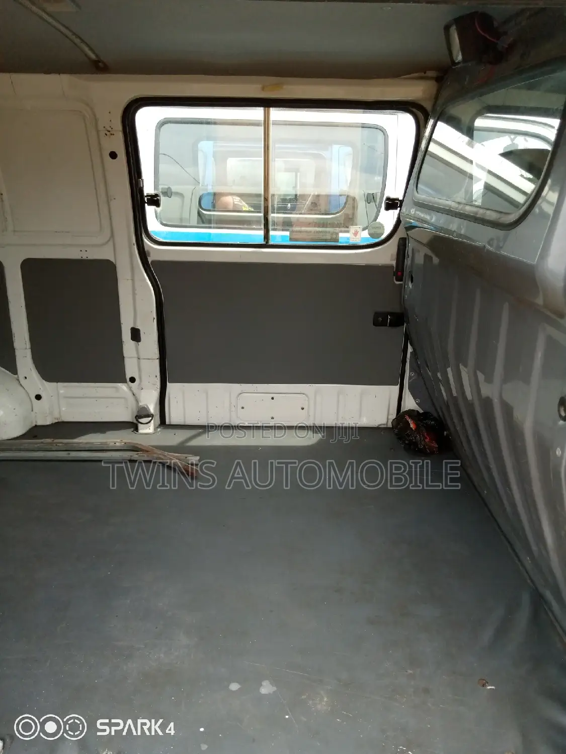 Toyota HiAce 2007