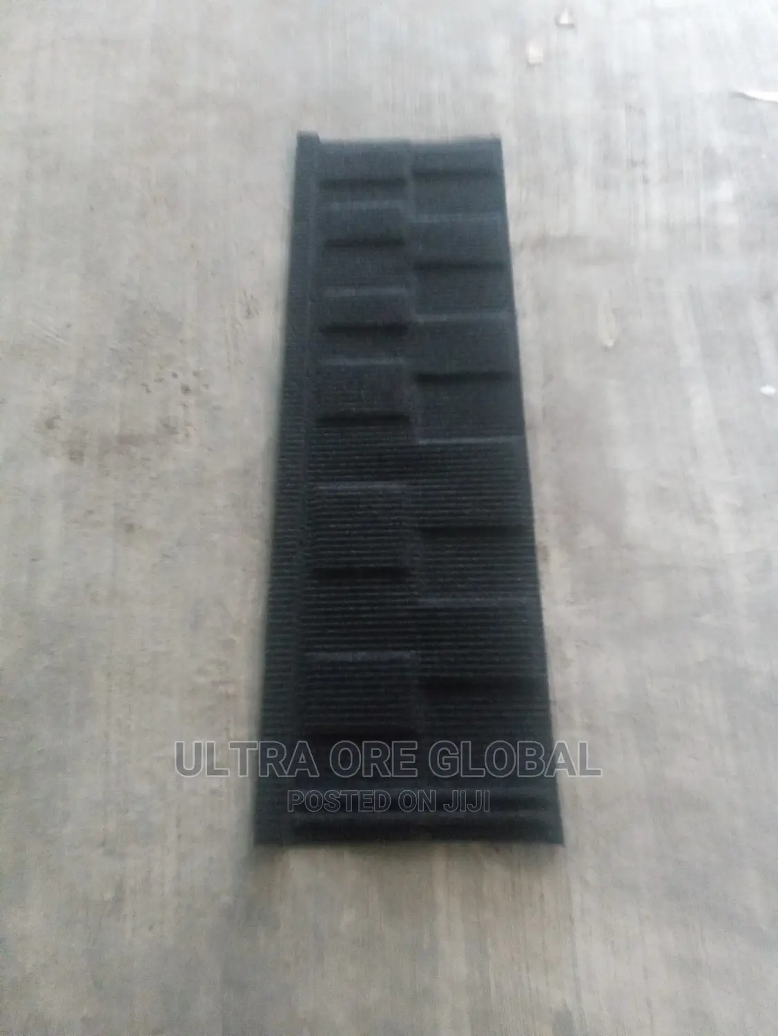 Black Color Shingle Stone Tiles