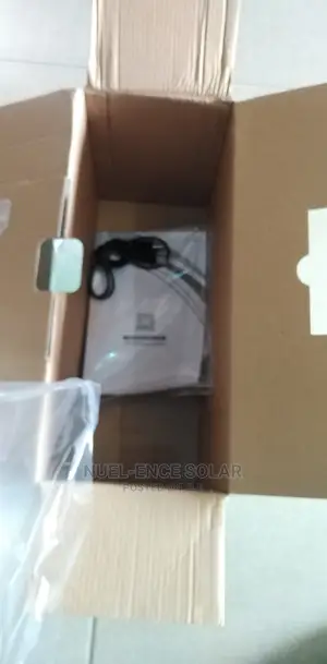 80ah Mppt Must Charge Controller