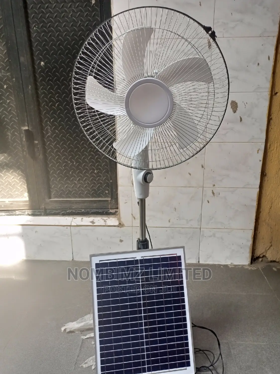 Solar Fan With Inbuilt Battery