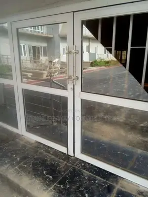 Aluminium Frame Swing Door