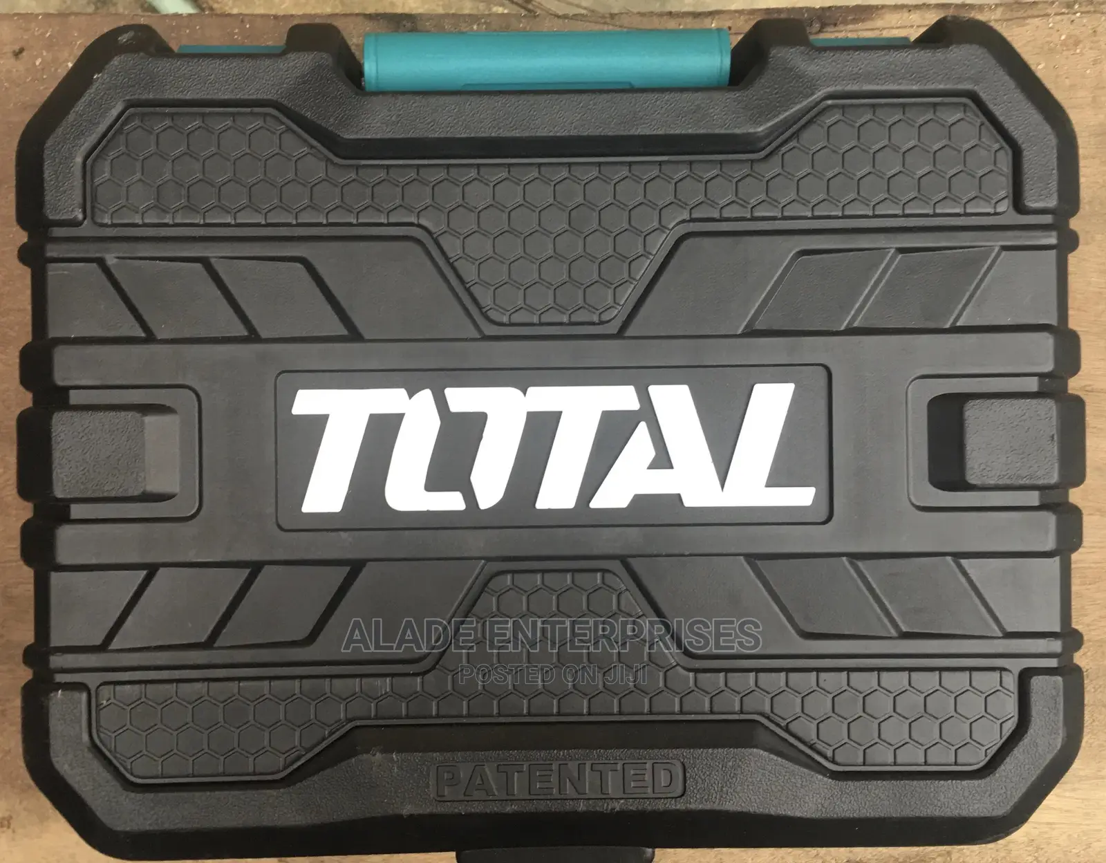 111pcs Complete Total Tools Set With 13mm Drill Machine