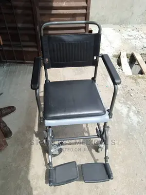 Commode Chair With Tyres