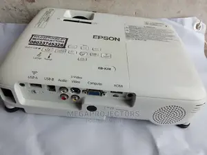 Highly Sharp Epson EB-X24 Projector With HDMI