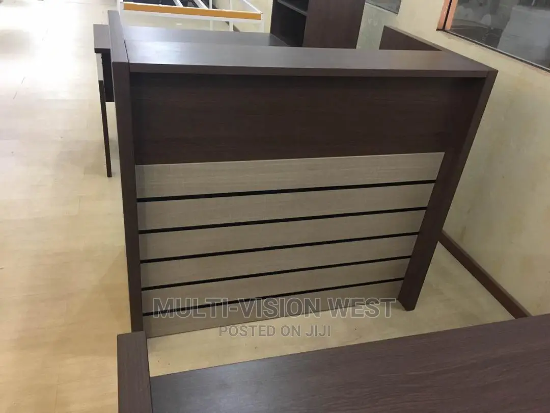 Receptionist Table WDN