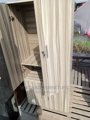 Three Feet Wardrobe