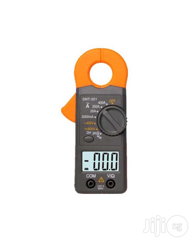 Portable LCD Digital Multimeter Clamp Meter SNT301