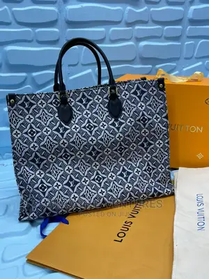 Photo - Louis Vuitton (LV) Leather Bag for Women's