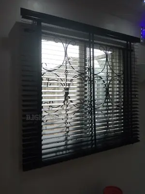 Quality Wooden Window Blind Adjustable