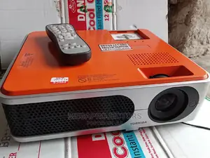 Best Quality Fairly Used Toshiba Projectors With Remote