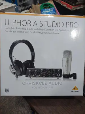 Behringer U-Phoria STUDIO PRO Complete Recording Bundle