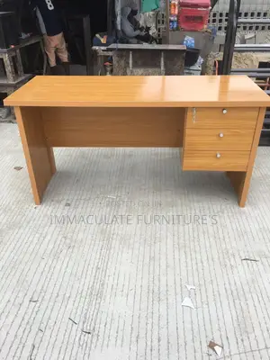 5ft Office Table