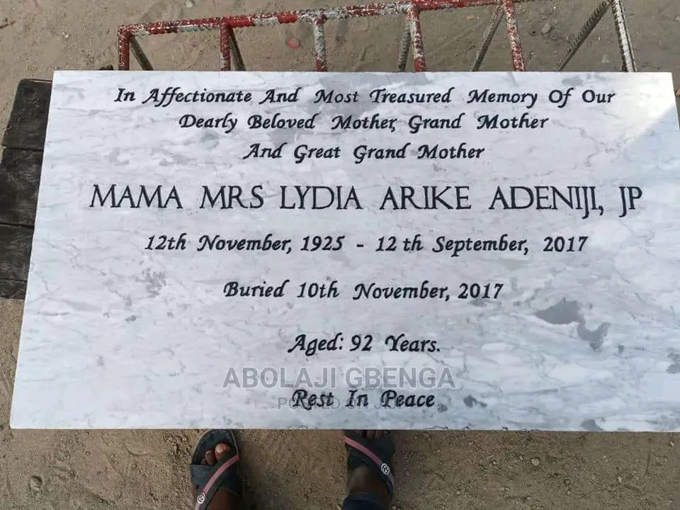 Marble and Granite Engraver