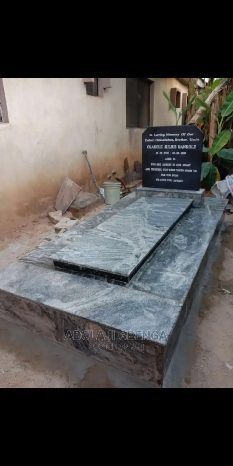 Marble and Granite Engraver