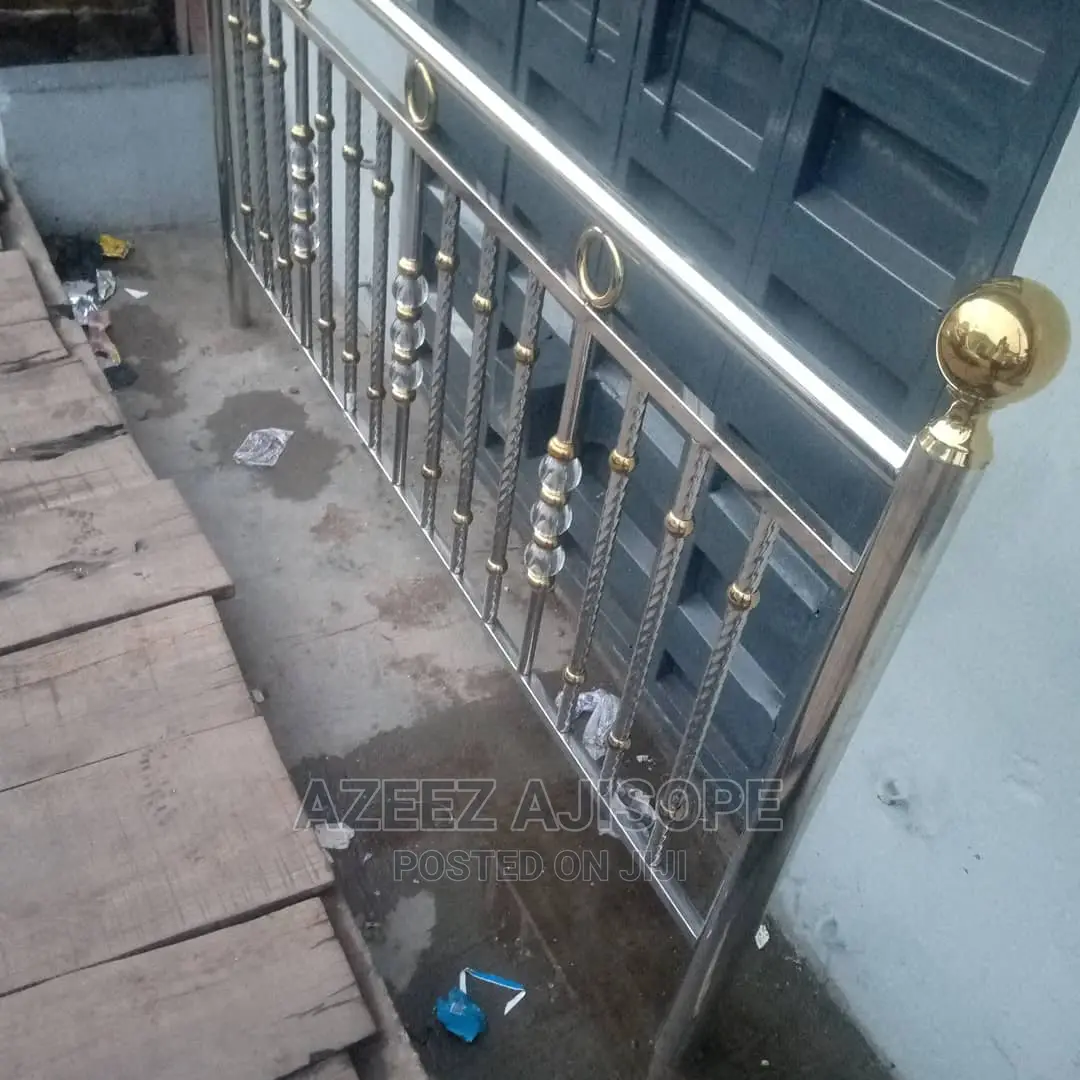 Best Stainless Steel Hand Rails
